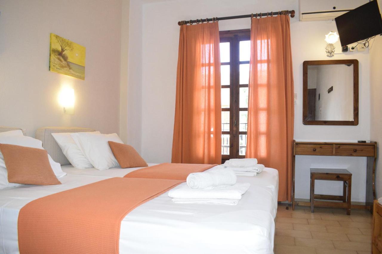 Eleni'S House Skiathos ภายนอก รูปภาพ